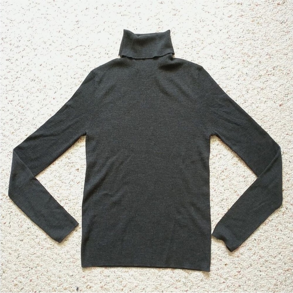 Jenni Kayne 100% Merino Wool Lightweight Turtleneck Sweater Charcoal Grey